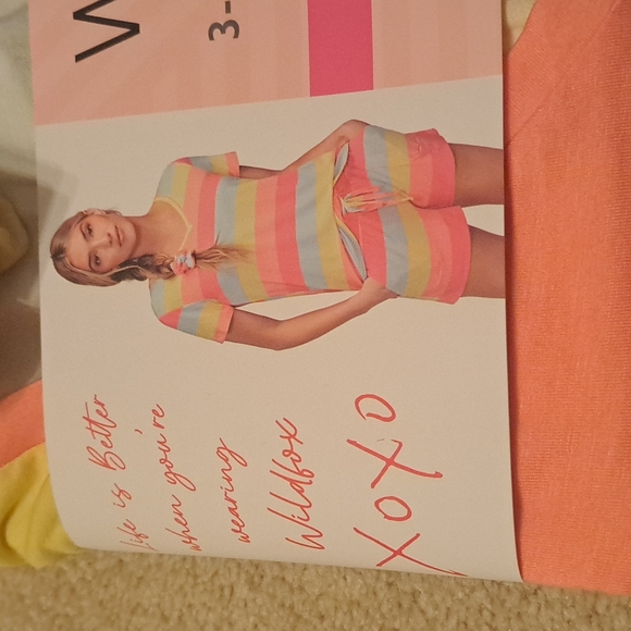 Wildfox Short Set - Picture 2 of 5